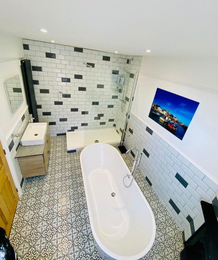 Pierremont En-Suite Rooms บรอดสแตร์ส ภายนอก รูปภาพ
